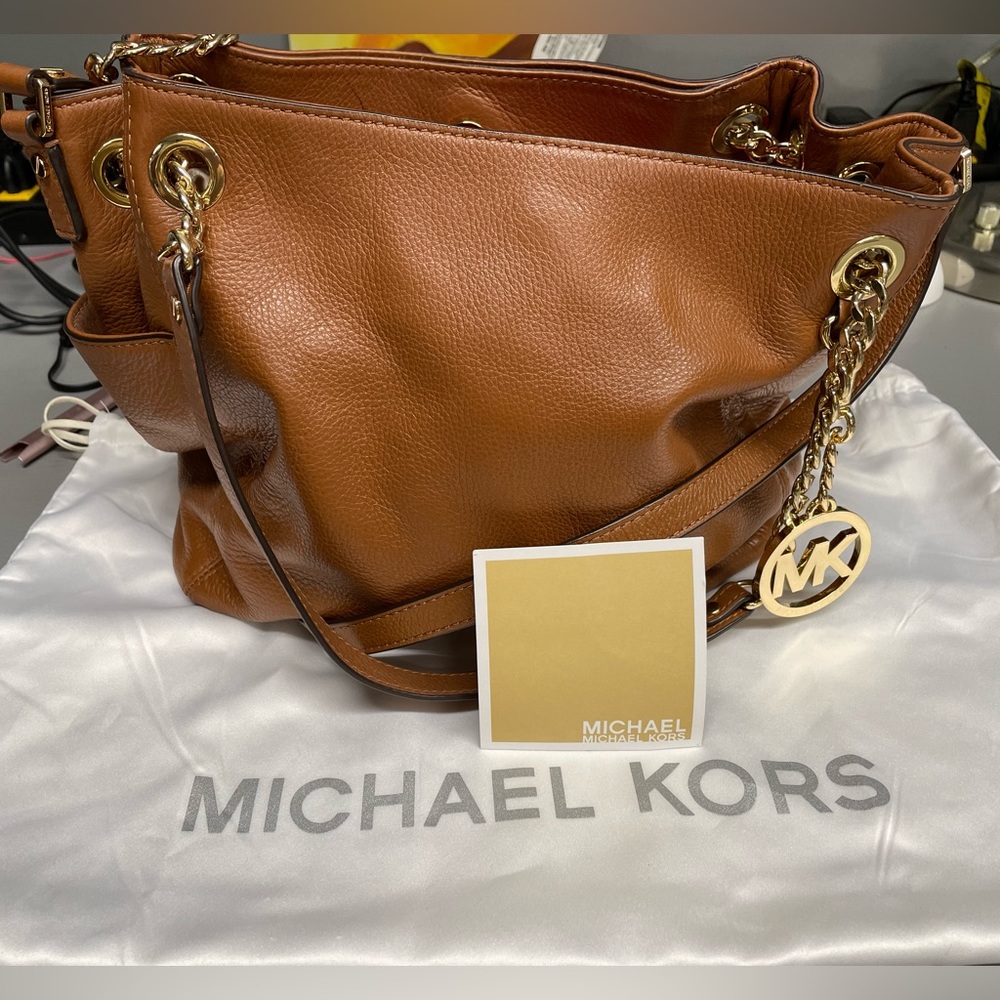 Michael Kors Leather Chain-Link Hobo